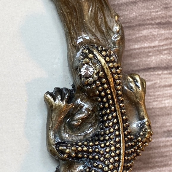 Watch Hill New table frame reptile and flowers Czech crystal - Picture 15 of 16